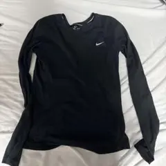Nike DRI-FIT 黒 長袖 トップス