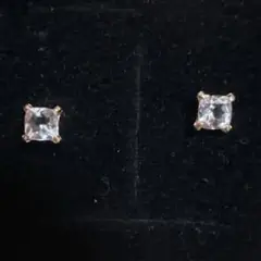 新品 モルガナイト ピアス