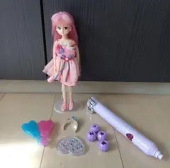 髪色かわるリカちゃん人形　おまけつき