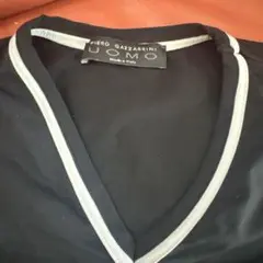 美品❗️ UOMO Tシャツ