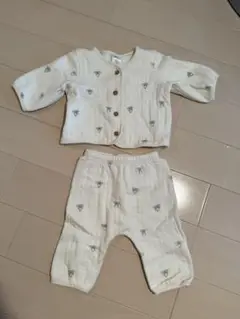 H&M ベビーパジャマセット アイボリー 56cm
