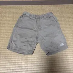 THE NORTH FACE ベージュ ショートパンツ