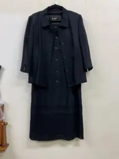 ハーディエイミス リネンブレンドブラックジャケット×ワンピースセット