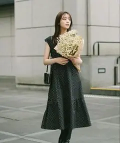 NATURAL BEAUTY BASIC ドットプリントフレアワンピース