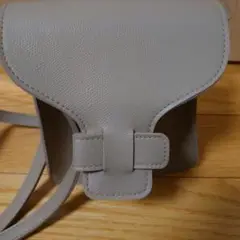 ショルダーバッグ