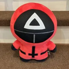 新品 イカゲーム ピンクガード ぬいぐるみ 30cm