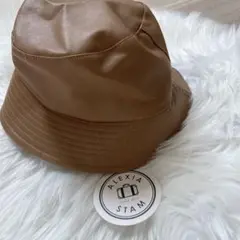 alexiastam レザーバケットハット