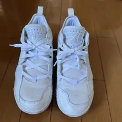 NIKE バッシュ