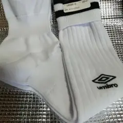 umbro UBS8810 ホワイト×ブラック ソックス 25-27