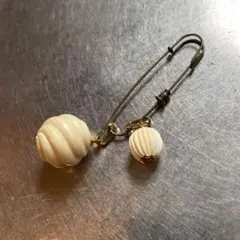 美品【チェコビーズ ペンダント トップ ブローチ】アクセサリー 2個セット