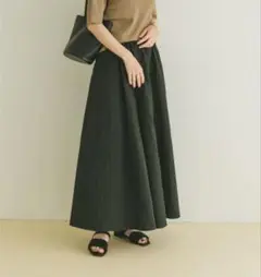 ITEMS URBANRESEARCH サッカーボリュームスカート