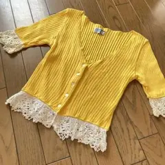 【美品】レース付き半袖リブTシャツ　半袖レースカットソー　フロントボタンTシャツ