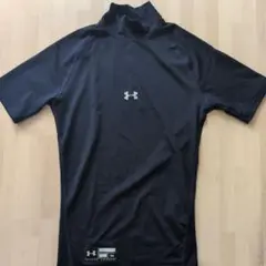 UNDERARMOR　アンダーウェア半袖SM