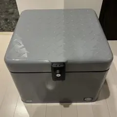 Item thumbnail for item 1b5b9747-c5ed-4e84-9b68-d3cf30065d14