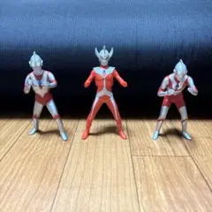ウルトラマン　フィギュア