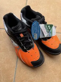 未使用タグ付き⭐︎YONEX ヨネックスパワークッション バドミントンシューズ