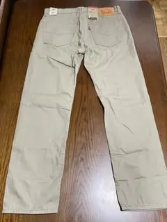 【新品】Levi's 505レギュラーチノパンW32 L30（ウエスト81cm）