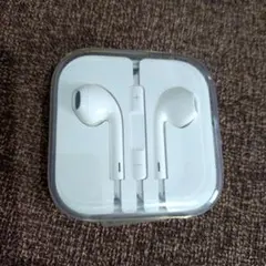 Apple　新品　ホワイト イヤフォン ケース付き