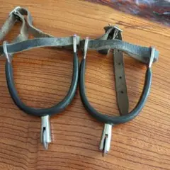 調整可能な滑り止め付き鐙