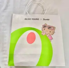 新品　限定　韓国　日焼けキティ　サンリオ　オリヤン　紙袋