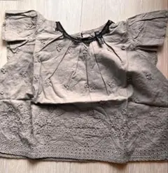 美品★タグあり　110 melt メルト　チュニック　カーキ　ブラウス
