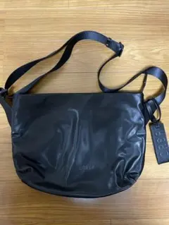 ショルダーバッグ