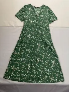 UNIQLO 半袖花柄シャツワンピース Mサイズ　Vネック フレア　プリント