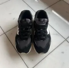 New Balance 5740 ブラック/グレー