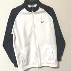 新品未使用NIKE パーカージャケット