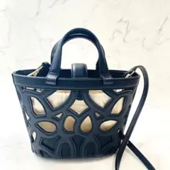 ZARA カットワークバッグ　レザー おしゃれな牛革バッグは「ZARA」で手軽にゲット！憧れブランド