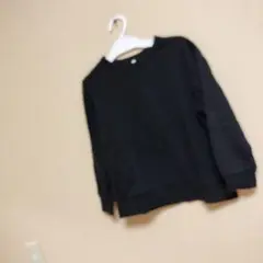 ☺︎GU 120cm 黒いクルーネック長袖トレーナー☺︎