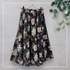 花柄フレアロングスカート(M)フィッシュテール　ウエストゴム　フラワープリント