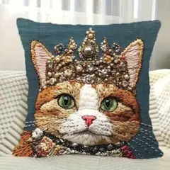 新品 クッションカバー 刺繍風 プリント 猫 ネコ 動物 リアル かわいい 王冠