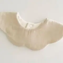 #321 オーガニックコットンの花びらスタイ サンドベージュ＊ハンドメイド