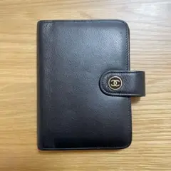 シャネル 手帳 6穴 ココボタン