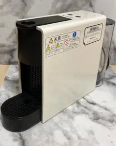ネスプレッソ エッセンサ ミニ ピュアホワイト C30