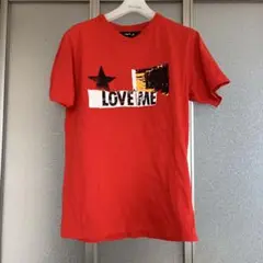 agnes b赤色 LOVE ME プリントが可愛い半袖Tシャツ