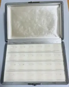 【中古】ジュエリーボックス　指輪用　持ち運び　宝石箱　難あり　A385