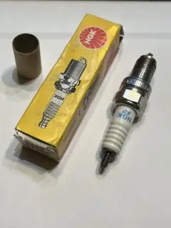未使用 NGK スパークプラグ 4339 DCPR8E
