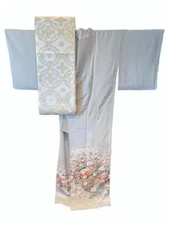 京加賀の美しい花車文様の格調高い色留袖と金糸と銀糸が豪華な花七宝文様の2点セット