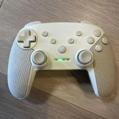 Nintendo Switchコントローラー クリーム色