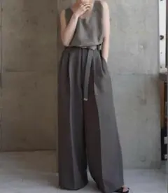 ETRE TOKYO ・ハイウエストベルテッドセミワイドパンツチャコール