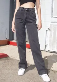 Brandy Melville Feanne Jeans ブラック 黒デニム S