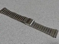 ノーブランド　18mm直管ブレス　リベットデザイン　引っ掛けタイプ