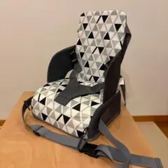 お食事クッション　ブースターシート