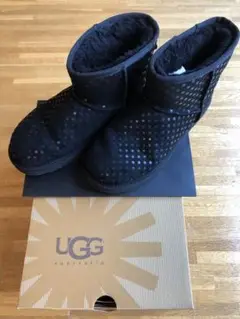 UGG BLACK ドット柄 ムートンショートブーツ