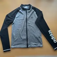 アディダスadidas ジップアップラッシュガード 黒×グレー 150