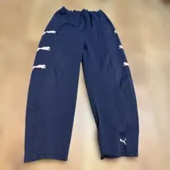 Puma ネイビー ロゴ入り　ジャージパンツ
