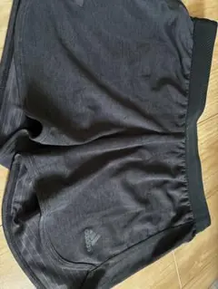 新品　adidas ランニングショーツ M 黒