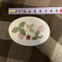 WEDGWOOD WILD STRAWBERRY 小物入れ